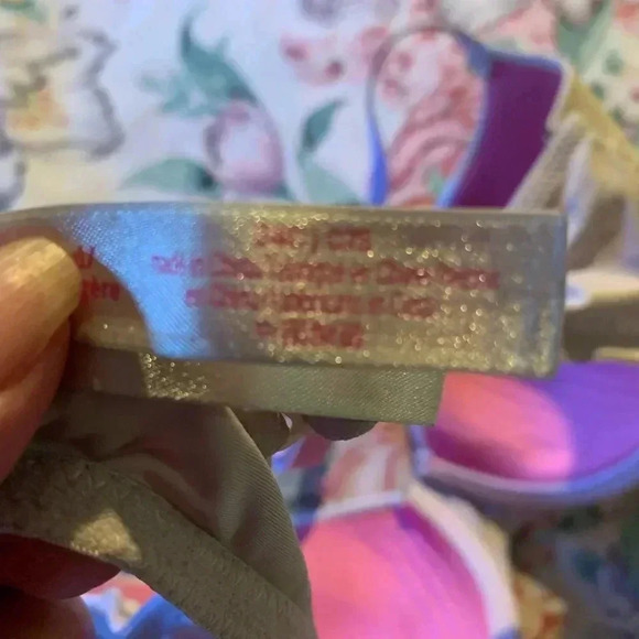 Victoria Secret Pink Women’s Bra Size 34 C - Picture 7 of 12